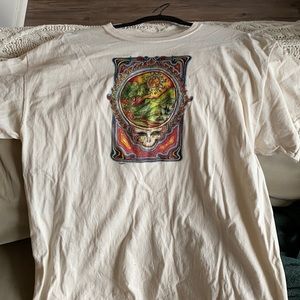 Oversized graphic tee